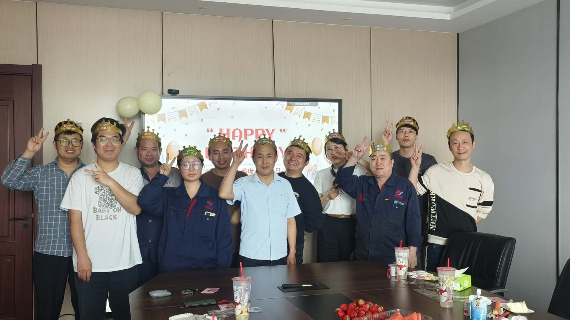 春風(fēng)十里，不如有你！博盛壽星C位出道，快樂(lè)不NG！